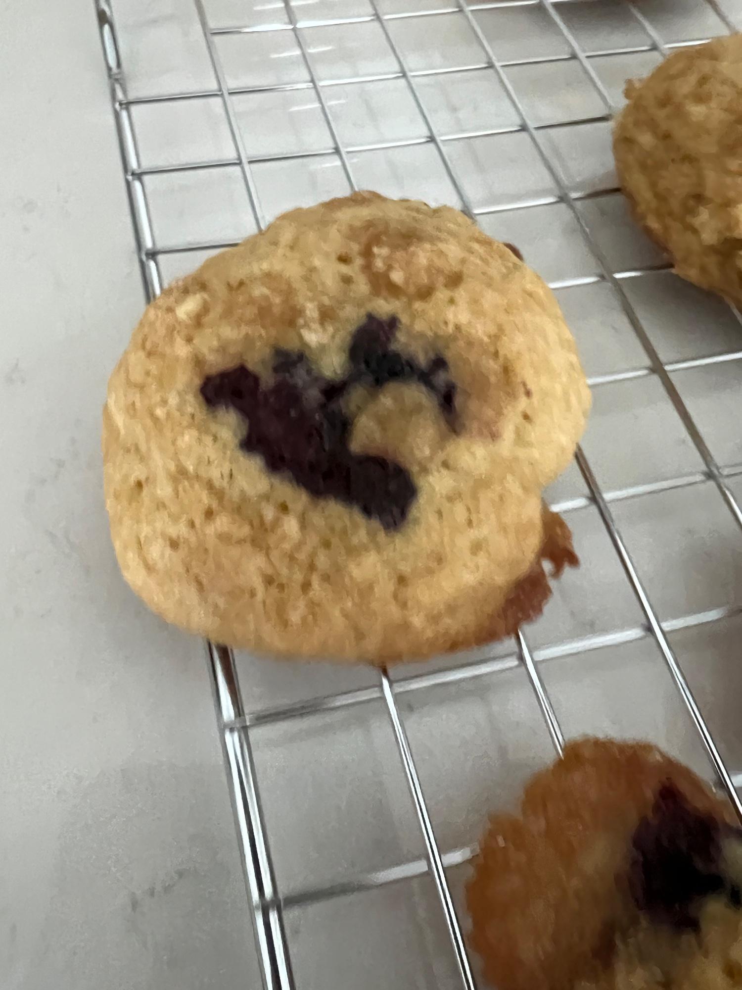 Blueberry Muffin Tops — photo 3 of 4