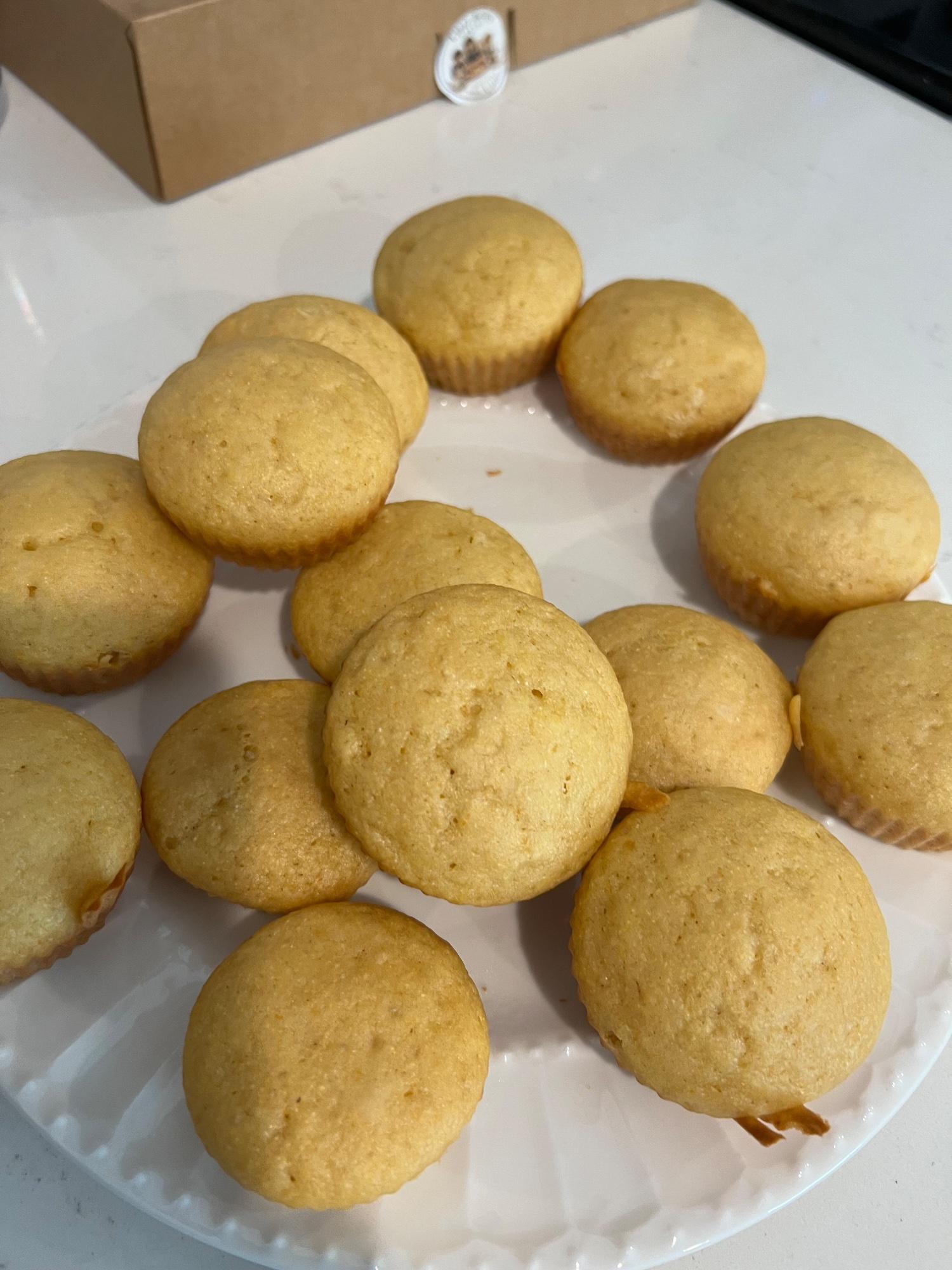 Cornbread Muffins — photo 2 of 3