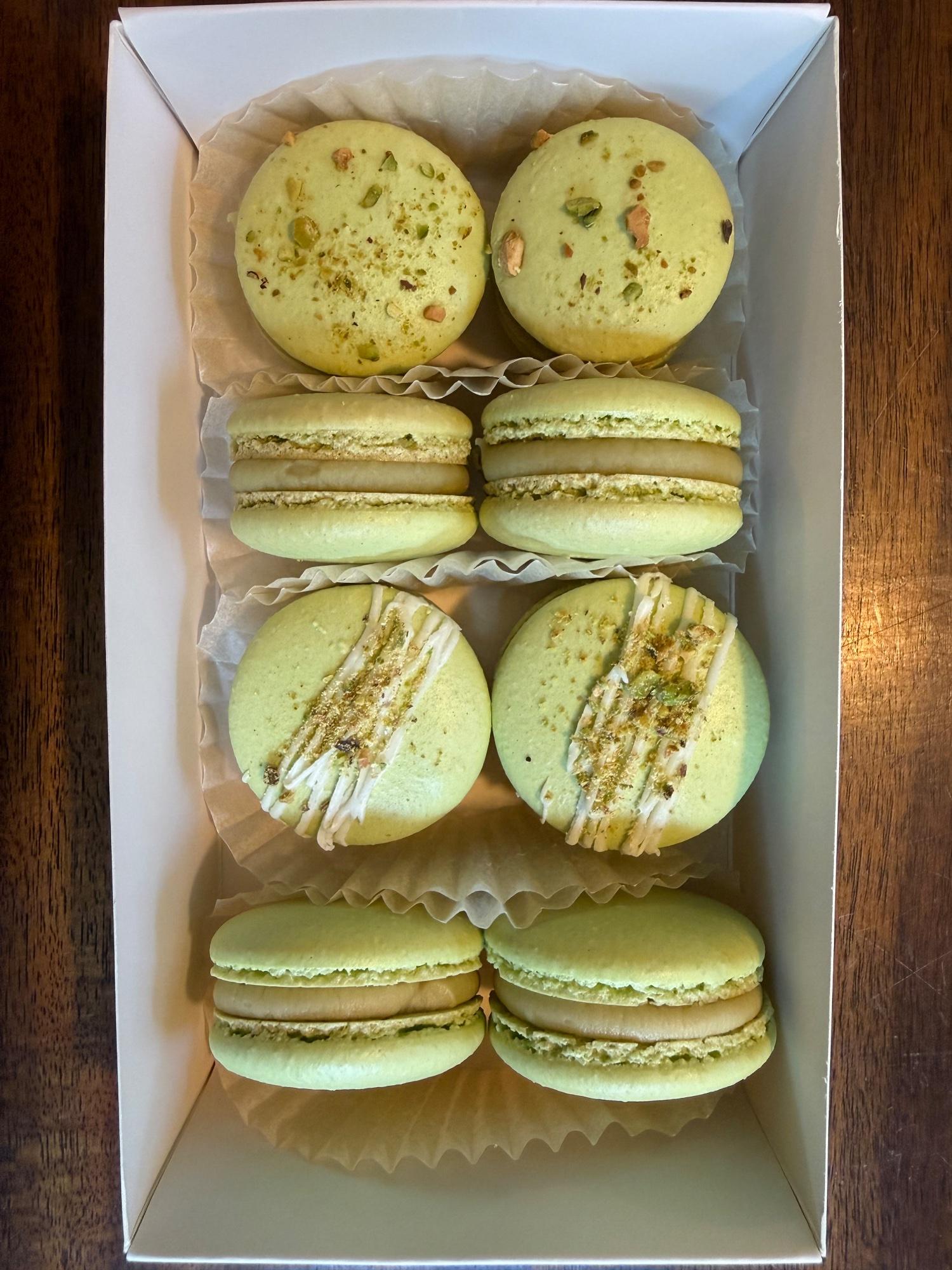 Pistachio Macarons — photo 3 of 3