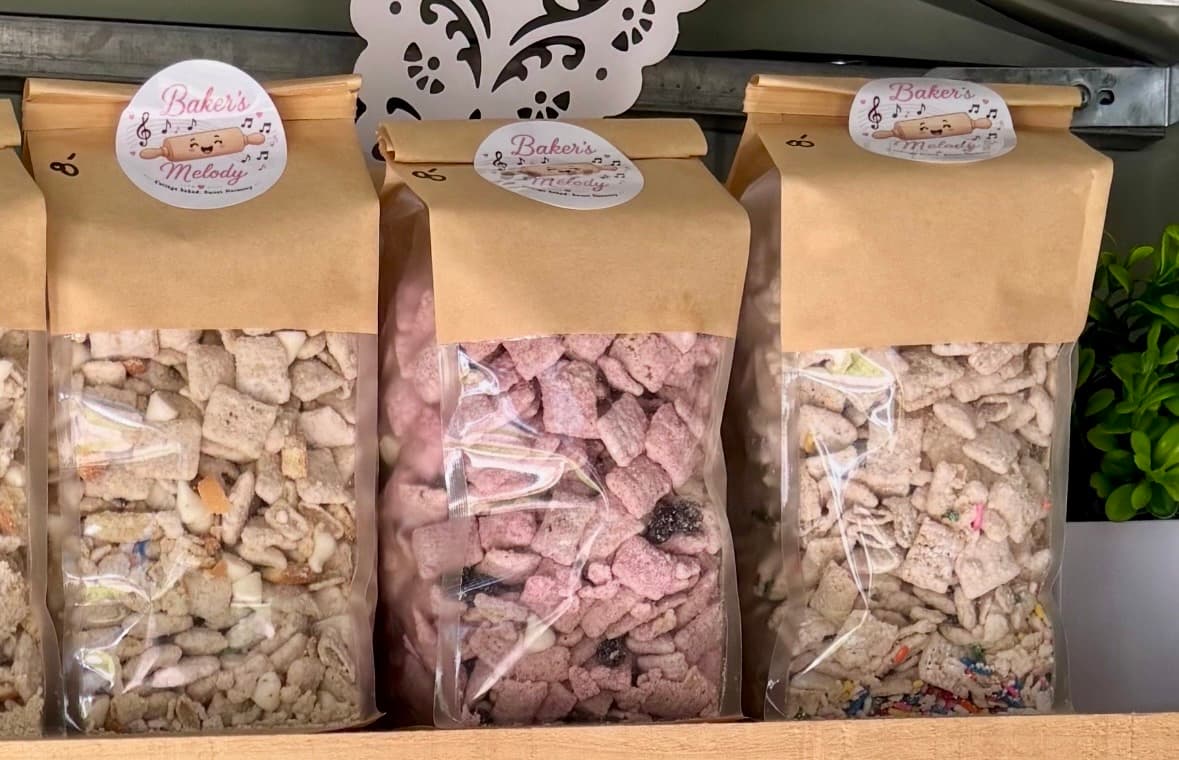 Gourmet Crunch Mix Deluxe Size Favor Bags