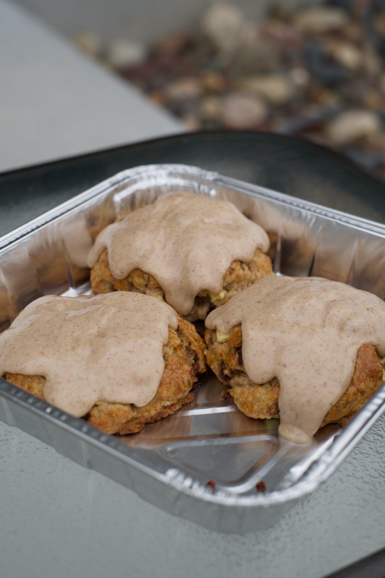 Apple Cinnamon Maple Scones